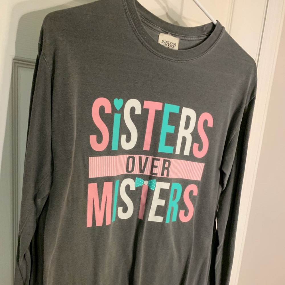 Jadelynn Brooke Sisters Tee S